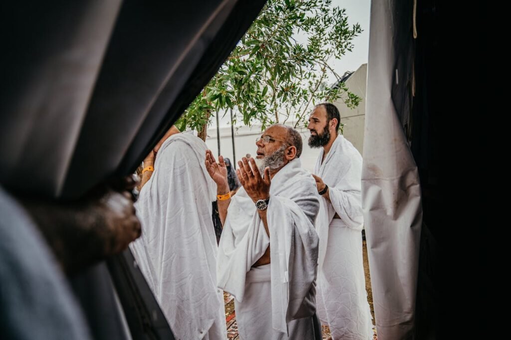 pexels mjlo 2787826 Mengupas Makna dan Motivasi Dibalik Mimpi Umroh